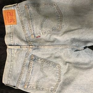 Levi jeans